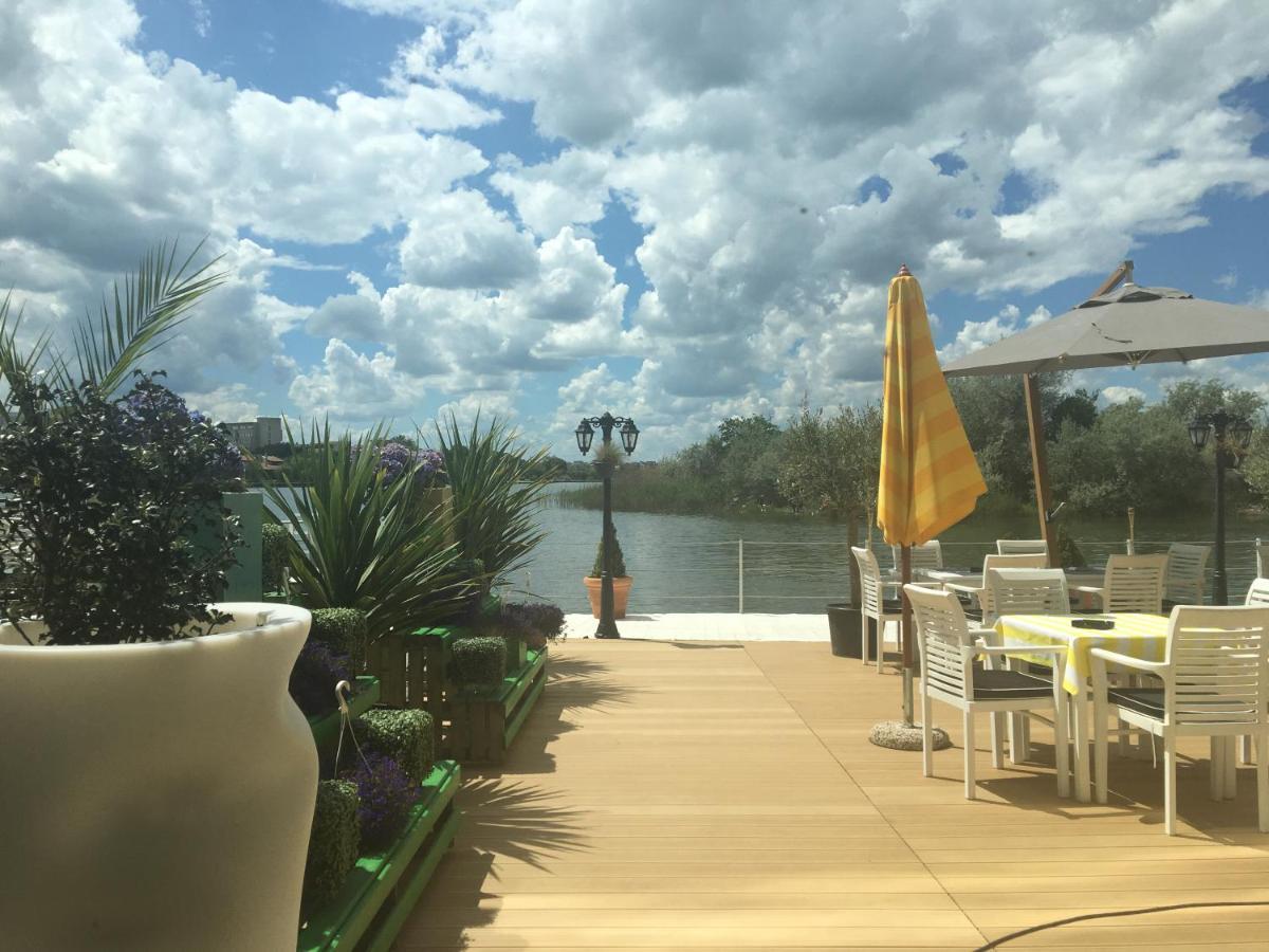 Апартаменты Seaside Piano Bar Apartament Мамая Экстерьер фото
